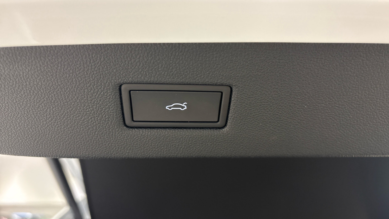 Ford Capri 125kW Premium 52kWh 5dr Auto Electric Estate